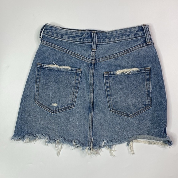 Abercrombie & Fitch Denim Raw Hem Jean Skirt Size 25/0 - Picture 2 of 6